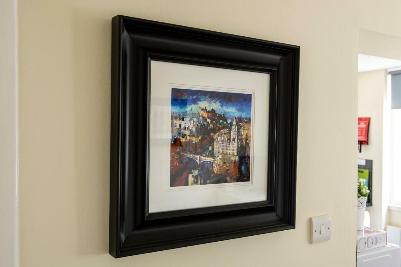 Stunning Studio Apartment Castle View Edinburgh Ngoại thất bức ảnh
